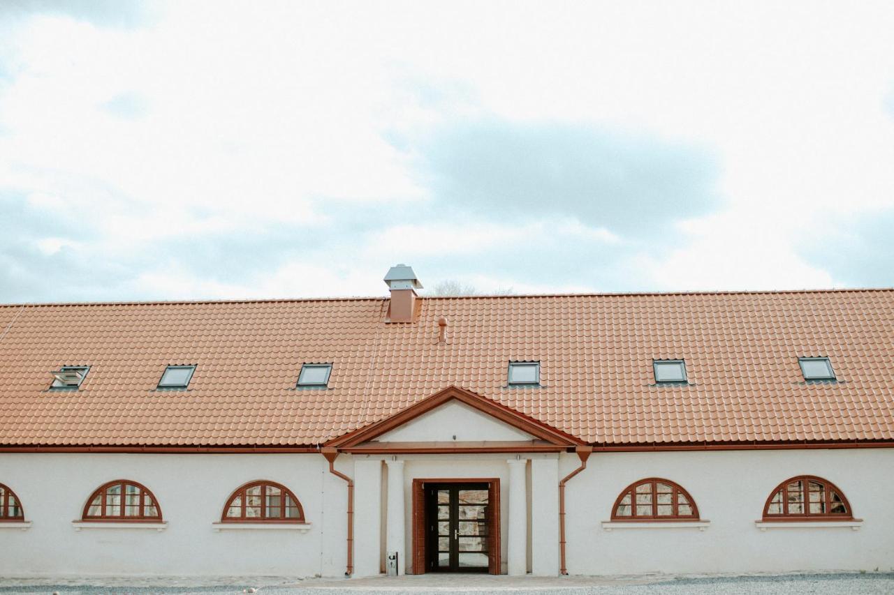 Nurmuizas Viesnica Hotel Lauciene Exterior photo